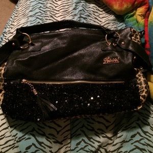 Cute cheetah print glittery purse!