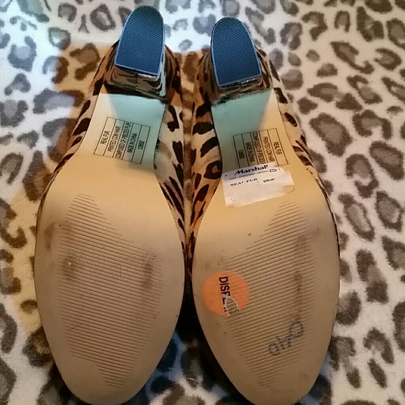 💥SOLD💥 Steve Madden Leopard Print Heels - Picture 2 of 2