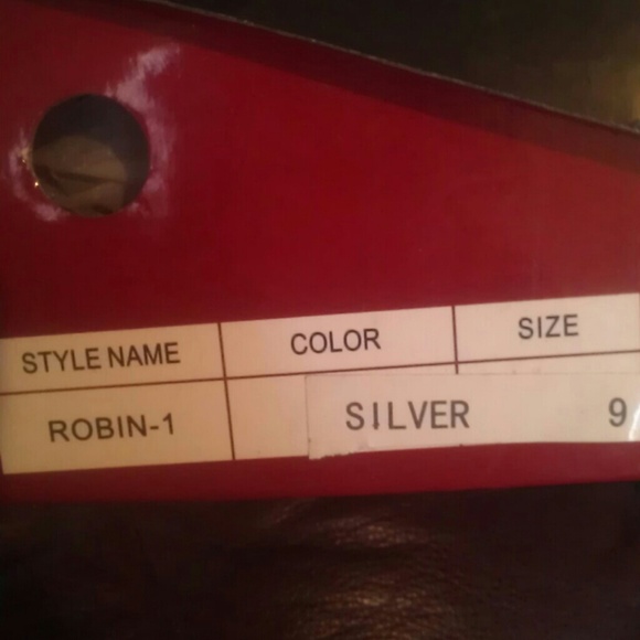 Sparkly Heels NIB - Picture 3 of 3