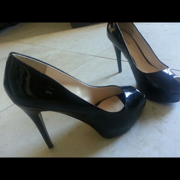 Black Open Toe Pumps? - Picture 1 of 3