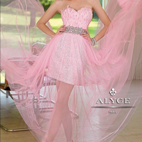 *MUST GO* Alyce Paris Pink Feather Prom Dress