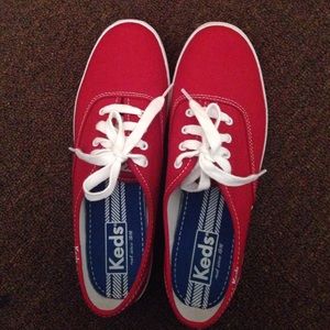 Keds.