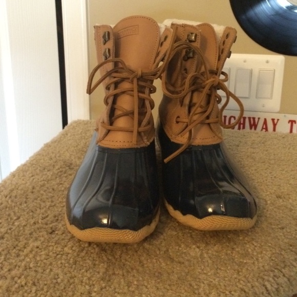 sperry women's boots size 12