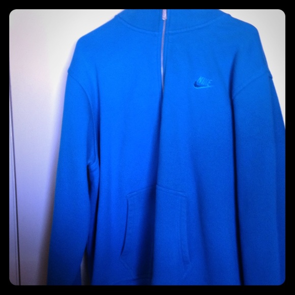 Nike Sweaters - Nike zip up sweater