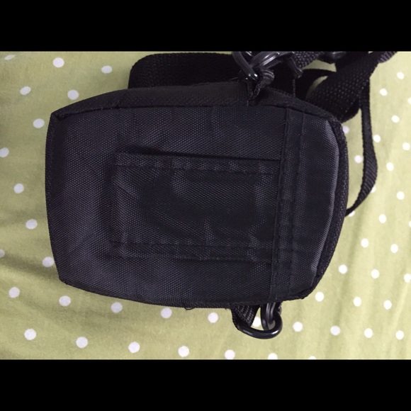 Dig pro digital camera case with shoulder strap - Picture 2 of 3