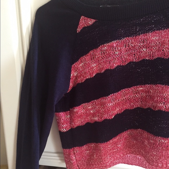 Crop top sweater - Picture 2 of 2