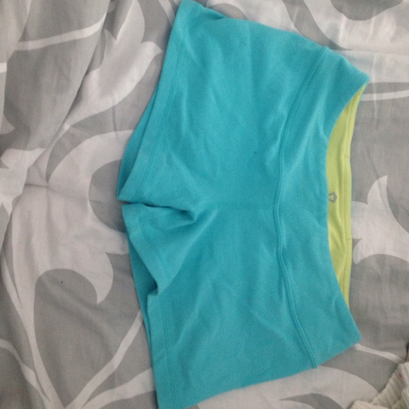 Ivivva spandex