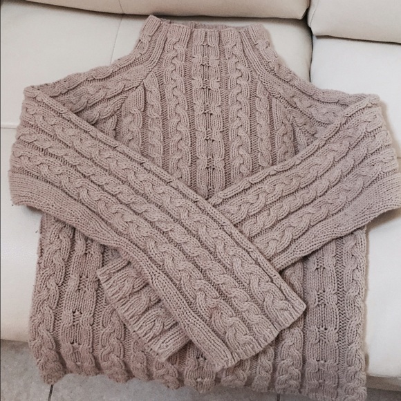 Old Navy Sweater