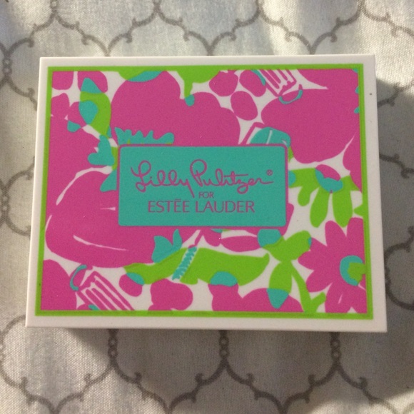 💥Lilly Pulitzer Estēe Lauder eyeshadow palette💥