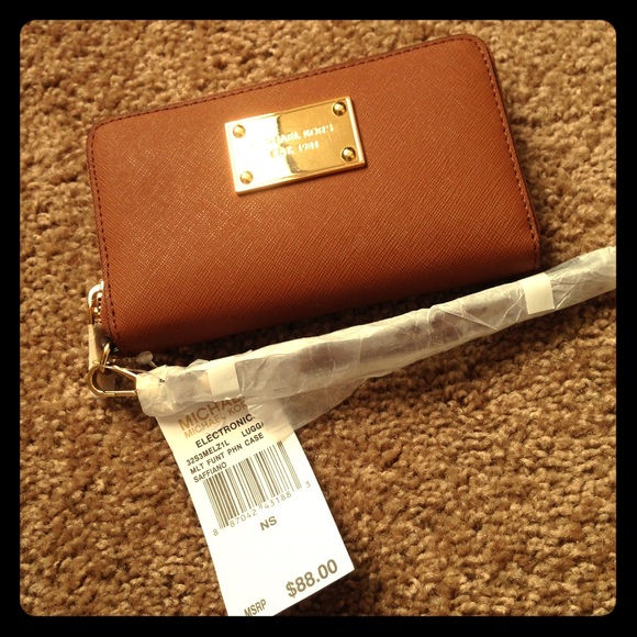 NWT MICHAEL Michael Kors Multi Function Phone Case