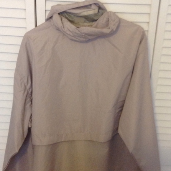 NWT - Relay Light weight jacket - Picture 3 of 4