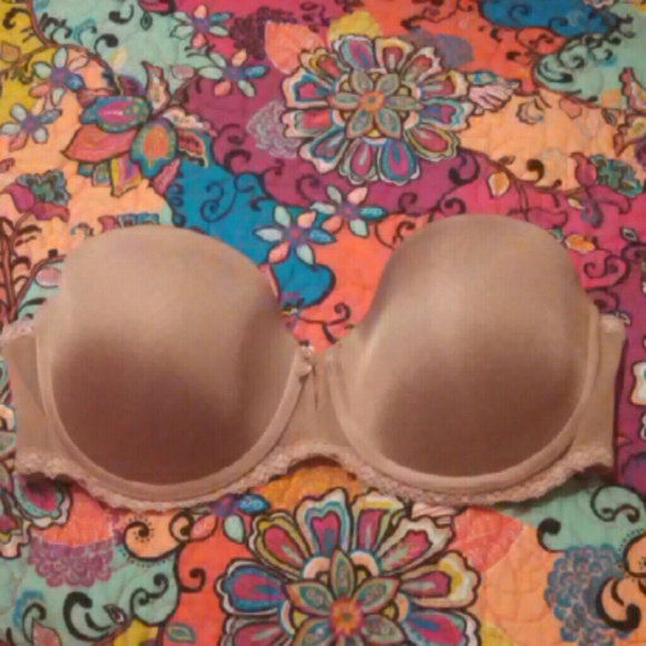 32D Nude strapless bra