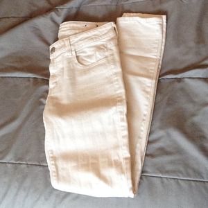 White American Eagle jeans