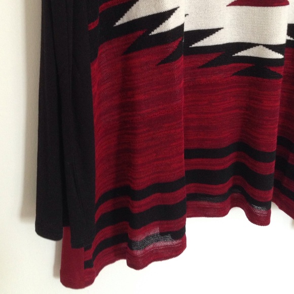 🚫SOLD BUNDLE🚫 💓HP💓 Cozy Knit Aztec Tunic - Picture 3 of 4