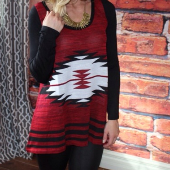 🚫SOLD BUNDLE🚫 💓HP💓 Cozy Knit Aztec Tunic - Picture 4 of 4