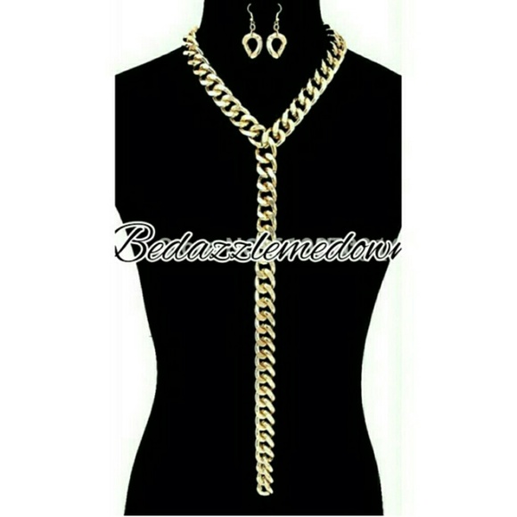 Gold Chain Necklace!