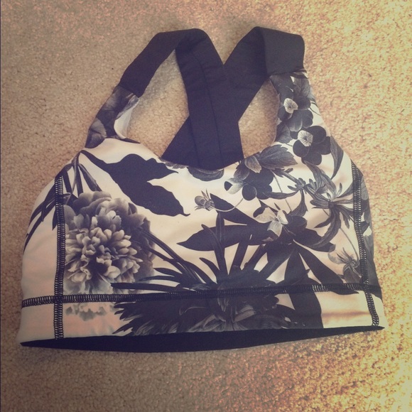 Lululemon Sports Bra