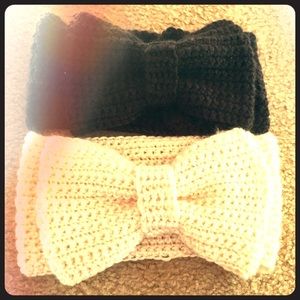 Black and cream ear warmers for @_samm