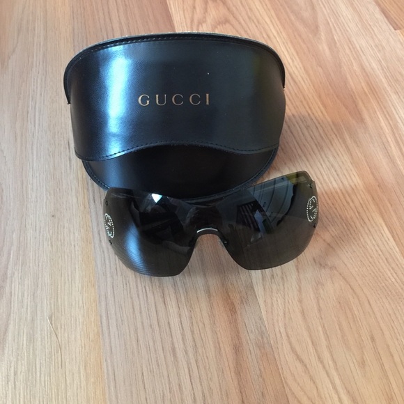 Gucci Accessories - Authentic Gucci sunglasses