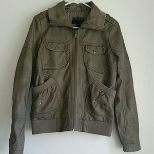 Nwot bomber jacket