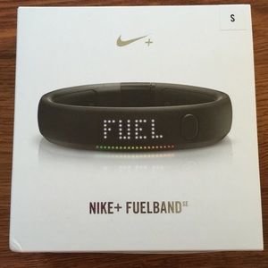 Nike + SE fuelband