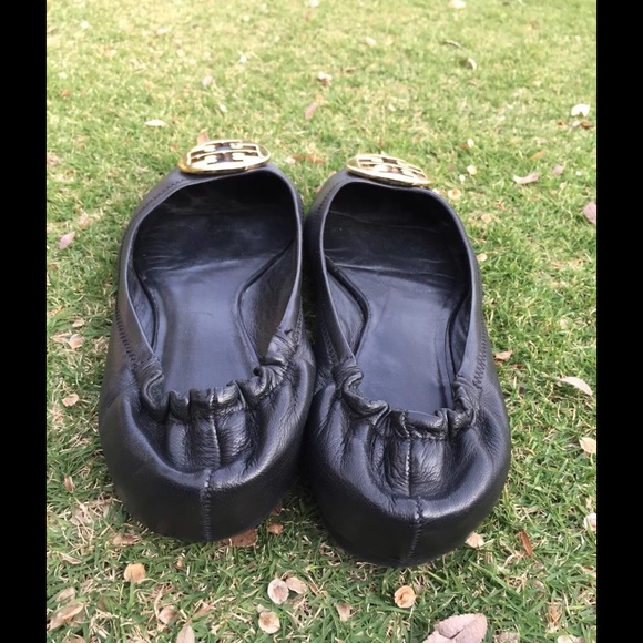 ❤️Host Pick Tory Burch Reva Ballet Flats Gold Logo - Picture 4 of 4