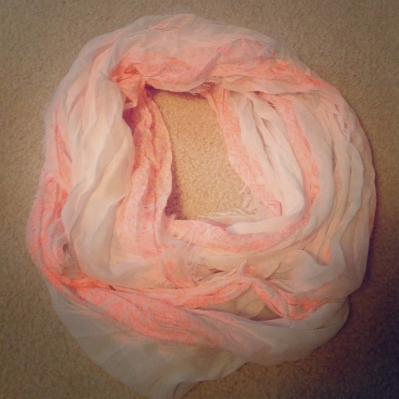 Adorable scarf!!!
