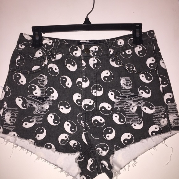 Rare evil twin ying yang shorts