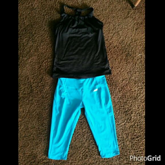 Avia workout 2 piece lot