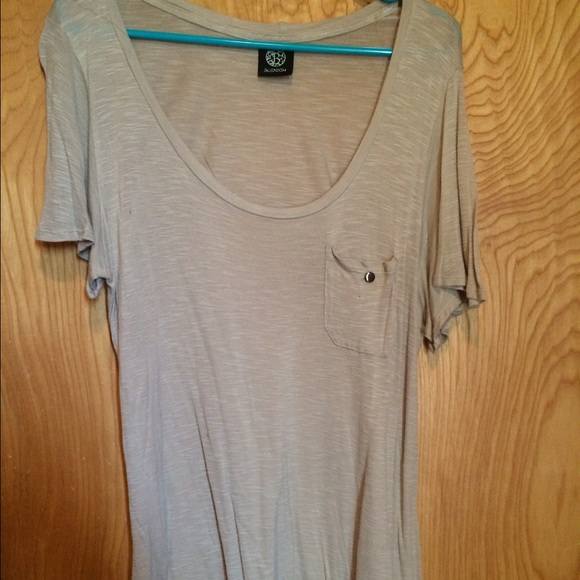 Lightweight cream top