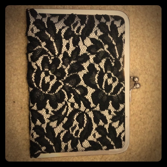 Lace Clutch