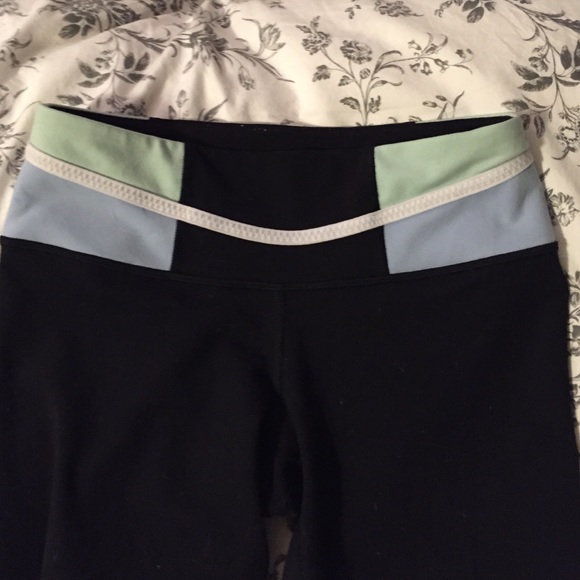 Black Wunder Unders