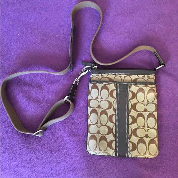 💋COACH PURSE💋