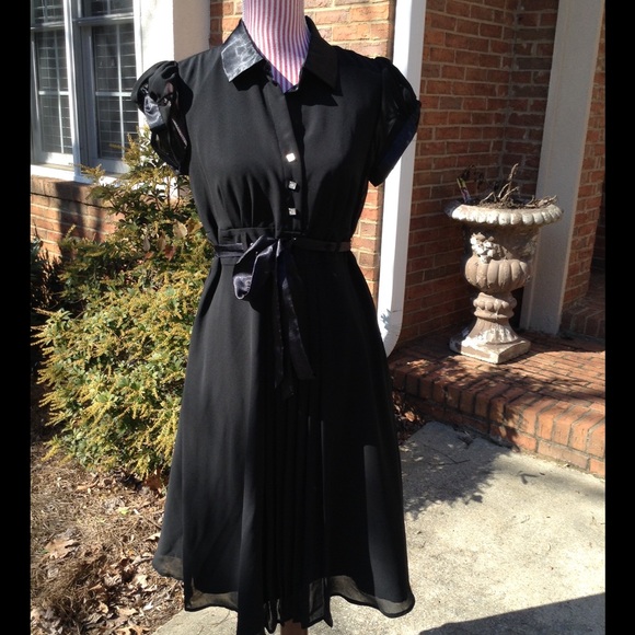 ❌SOLD❌Black Dress with Sash - Picture 2 of 3