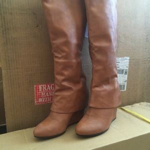 Womens brown wedge leather zipper boot