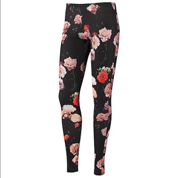 🚫SOLD⛔️Adidas Rose leggings. Sz small.