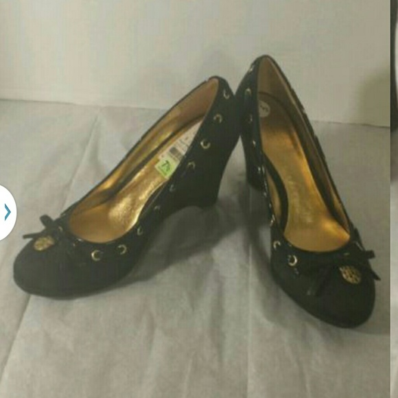 NWOB Coach black signature C wedge 7 1/2
