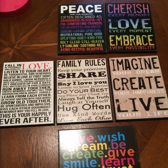 Wooden wall decor pictures