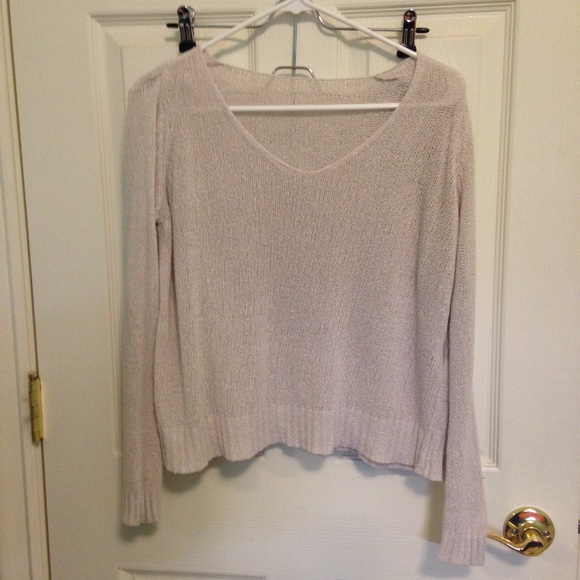 brandy melville blush/light pink sweater