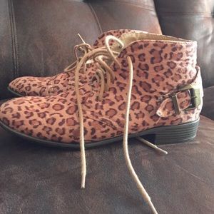 Forever21 cheetah print shoes