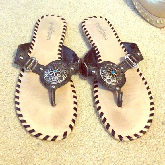 Minnetonka leather flip flops-adorable!