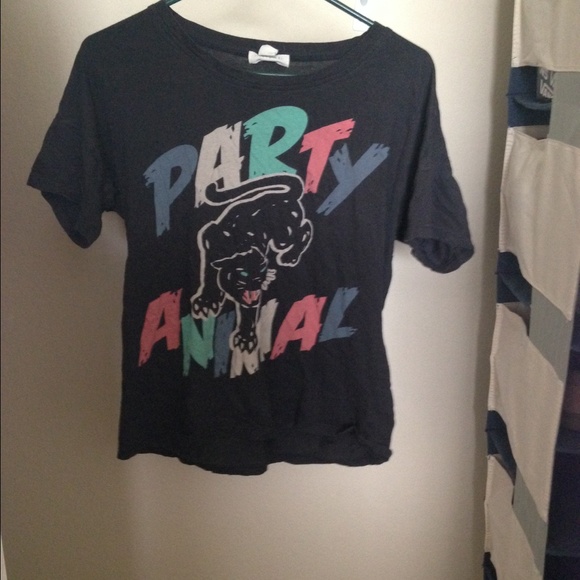 Part animal black tee