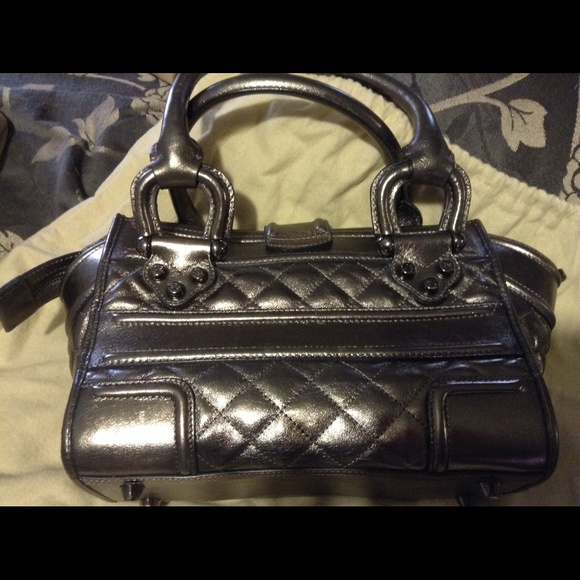 Burberry purse like new with lock and dust bag. - Picture 2 of 3