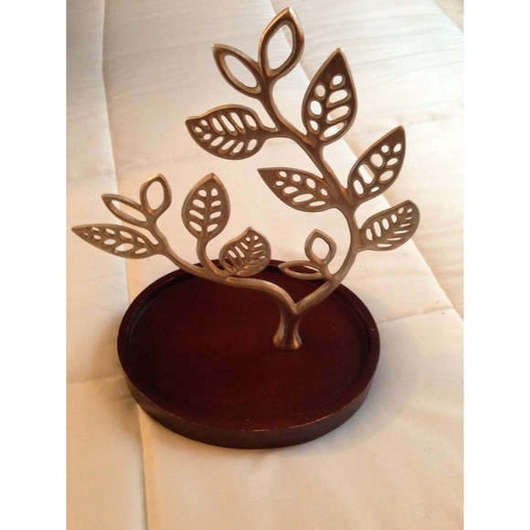jewelry holder