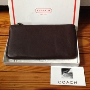 Genuine Coach makeup bag/clutch brand new wot