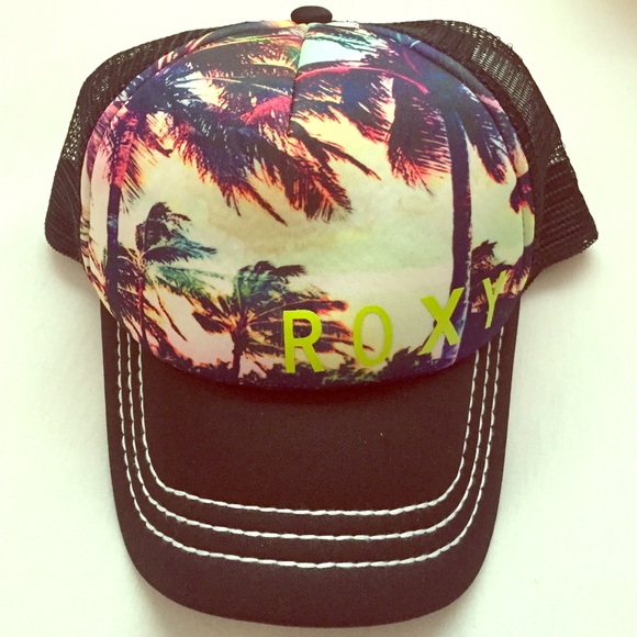 Brand new Roxy hat!