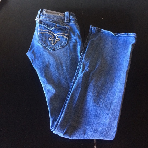 Rock Revival Jeans - Picture 4 of 4