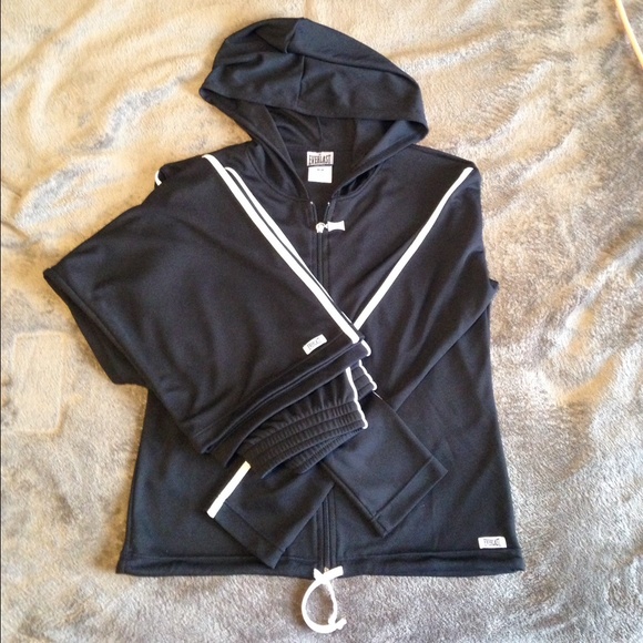 Never worn light weight athletic track set