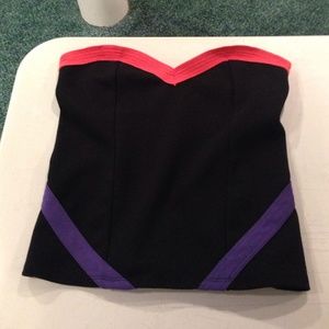 crop top with multicolor edging
