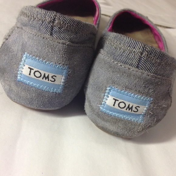 TOMS Shoes - TOMS ballet flats size 5.5